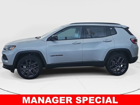 New 2026 Jeep Compass Latitude image 6