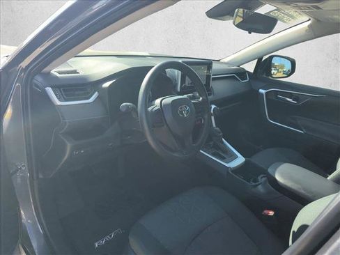 Used 2025 Toyota RAV4 XLE w/ Convenience Package image 10