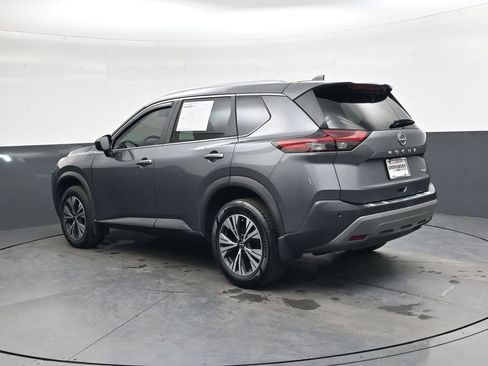 Used 2023 Nissan Rogue SV w/ SV Premium B Package image 6
