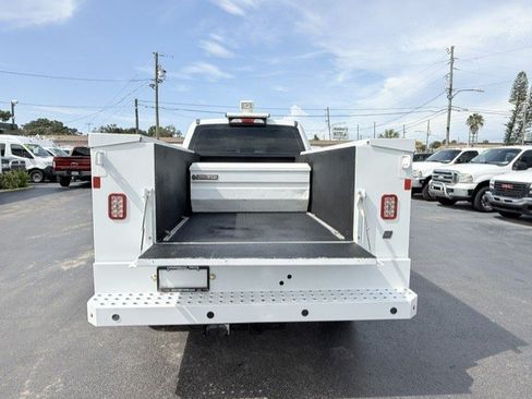 Used 2017 Ford F250 XL w/ Power Equipment Group AWD/4WD image 8