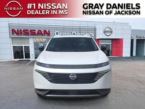 New 2025 Nissan Murano SL image 16