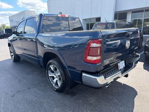 Used 2019 RAM 1500 Laramie AWD/4WD image 3