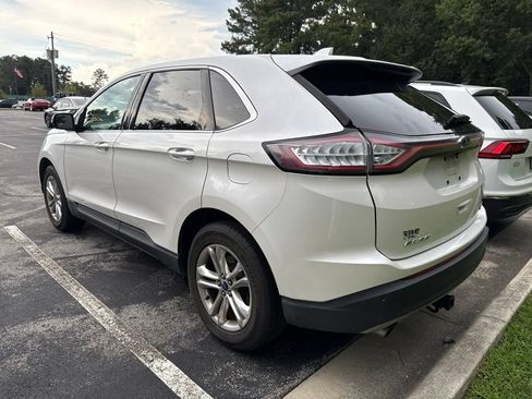 Used 2015 Ford Edge SEL w/ Equipment Group 201A AWD/4WD image 3