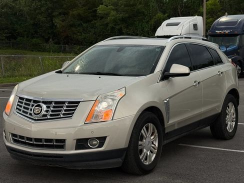 Used 2014 Cadillac SRX Luxury FWD image 1