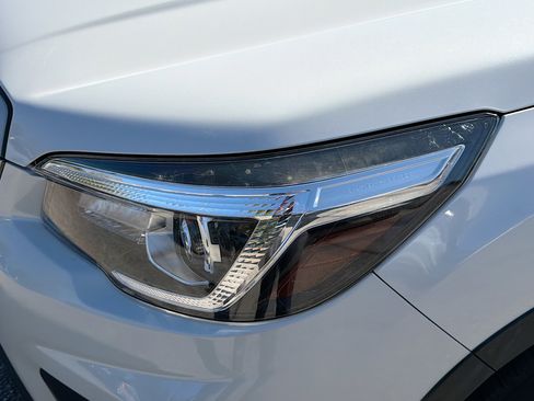 Used 2020 Subaru Forester Premium image 9