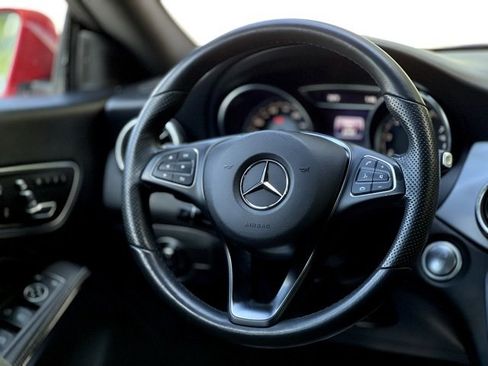 Used 2019 Mercedes-Benz CLA 250 image 36