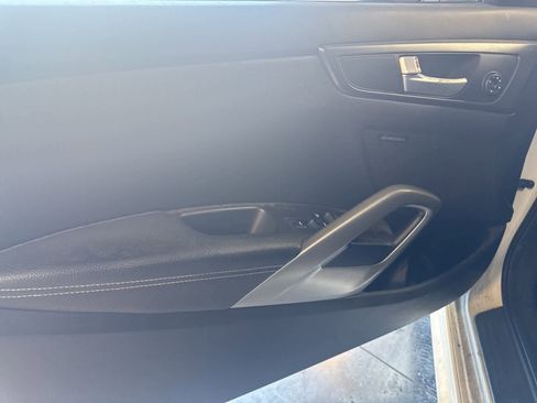 Used 2015 Hyundai Veloster Turbo w/ Option Group 04 image 17