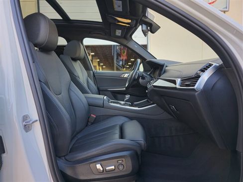 Used 2019 BMW X5 xDrive40i AWD/4WD image 24