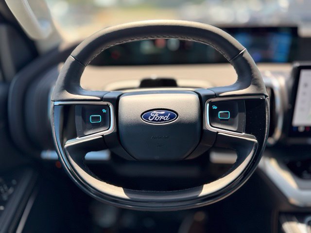 Used 2025 Ford Expedition Platinum AWD/4WD image 61