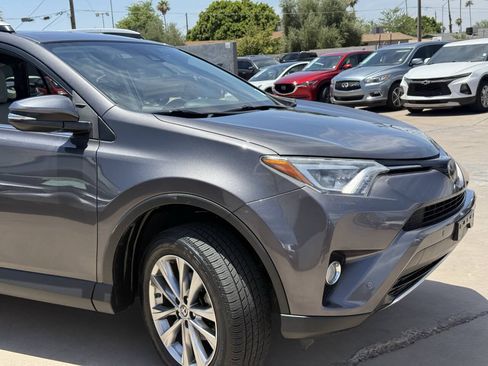 Used 2016 Toyota RAV4 Limited FWD image 4
