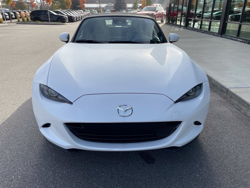 New 2026 MAZDA MX-5 Miata Grand Touring RWD image 3