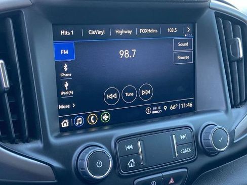 Certified 2024 GMC Terrain AT4 AWD/4WD image 9