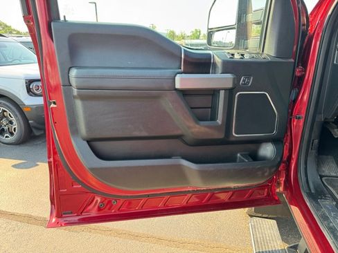 Used 2018 Ford F250 Platinum w/ Platinum Ultimate Package AWD/4WD image 27