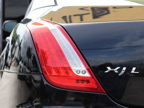 Used 2015 Jaguar XJ L Portfolio RWD image 56