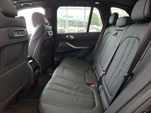 Used 2019 BMW X5 xDrive40i w/ Premium Package 2 AWD/4WD image 10