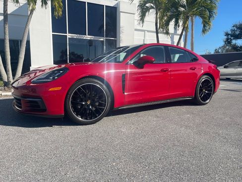 Used 2020 Porsche Panamera 4S image 40