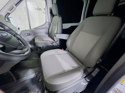 New 2026 Ford Transit 250 148 Medium Roof Extended AWD w/ Load Area Protection Package image 23