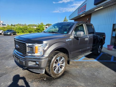 Used 2019 Ford F150 XL w/ Equipment Group 101A Mid AWD/4WD image 3