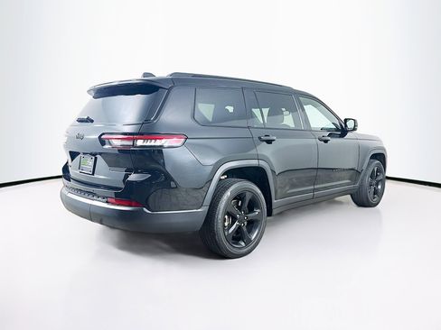 Used 2021 Jeep Grand Cherokee L Laredo image 9