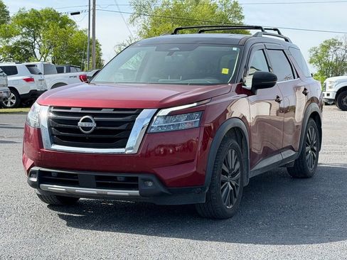 Used 2022 Nissan Pathfinder SL w/ SL Premium Package image 5