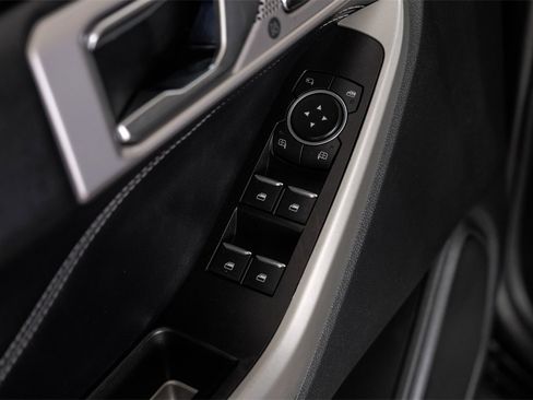 Used 2021 Ford Explorer Limited w/ Equipment Group 301A image 47