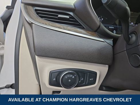 Used 2018 Lincoln MKC Reserve w/ Lincoln MKC Climate Package image 23