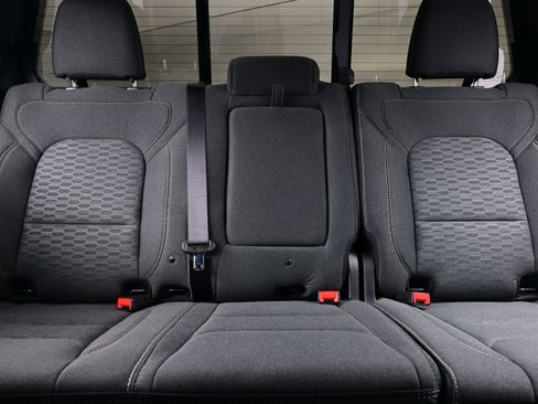 Used 2025 RAM 1500 Big Horn image 17