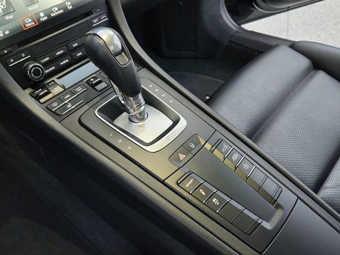 Used 2017 Porsche 911 Carrera S image 29