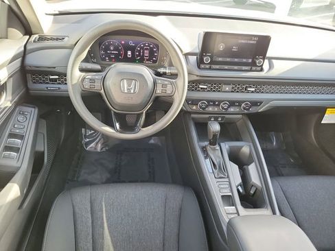 Certified 2025 Honda Accord SE image 15