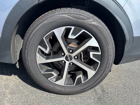 Used 2023 Kia Sportage EX FWD image 46