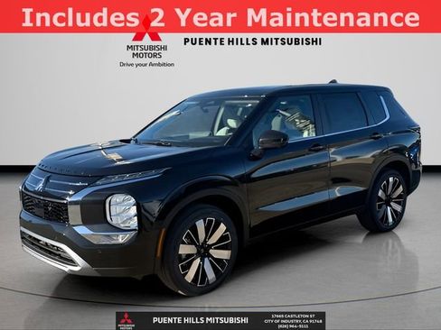 New 2026 Mitsubishi Outlander SE image 1