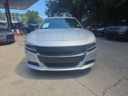 Used 2021 Dodge Charger SXT w/ Blacktop Package RWD image 4