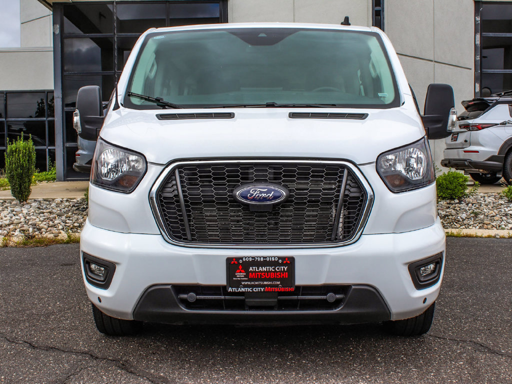 Used 2025 Ford Transit 350 XLT RWD image 2