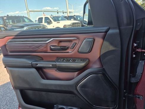 Used 2025 RAM 1500 Limited AWD/4WD image 23