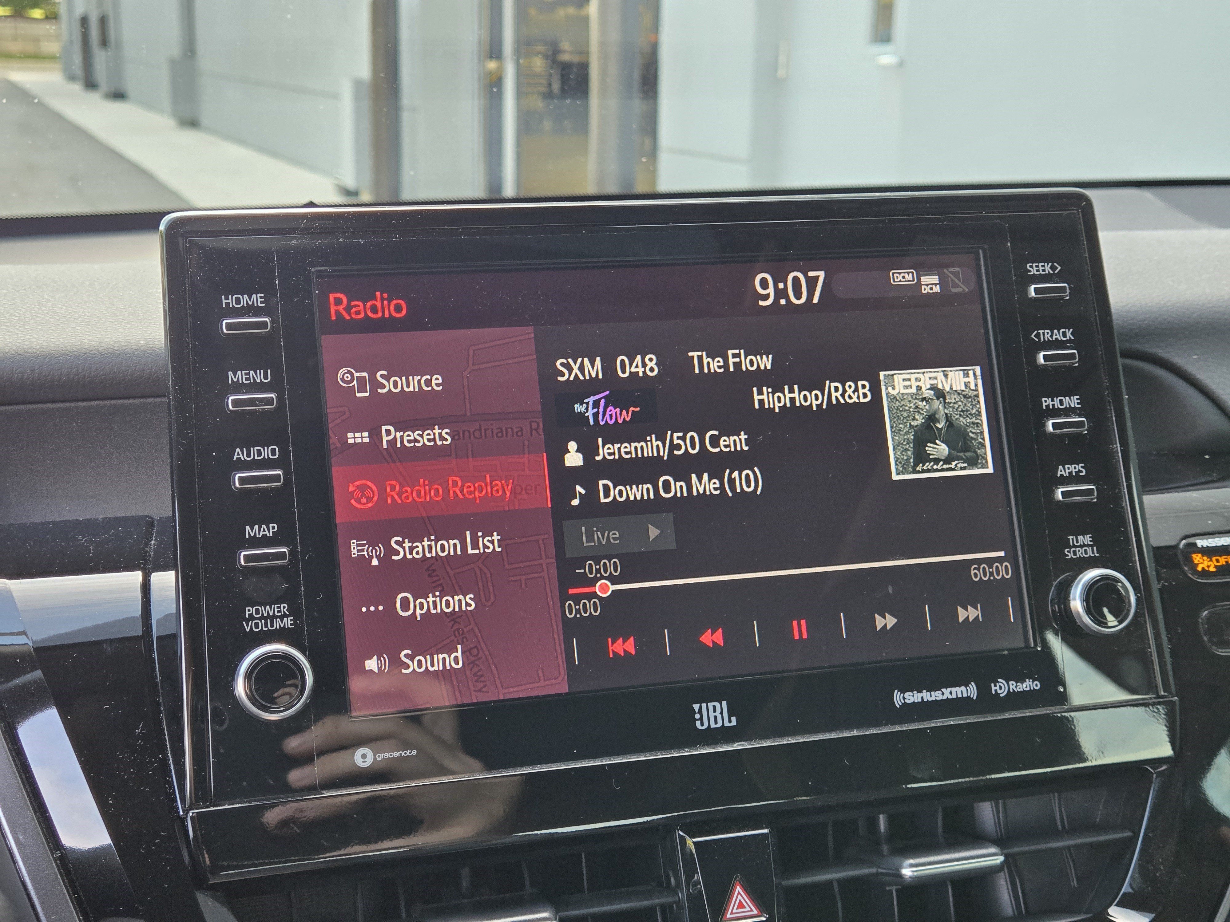 Used 2023 Toyota Camry XLE w/ Navigation Package FWD image 17