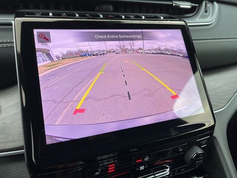 New 2025 Jeep Grand Cherokee L Limited image 6