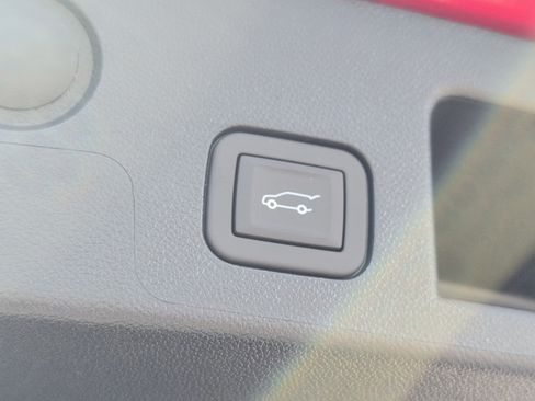 New 2026 Chevrolet Equinox ACTIV w/ Convenience Package III FWD image 6