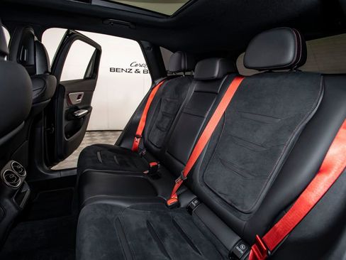 Used 2024 Mercedes-Benz GLC 43 AMG 4MATIC image 15