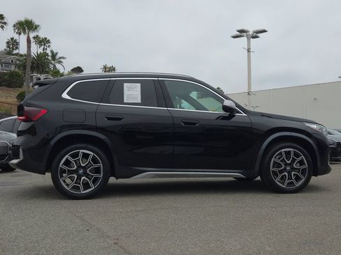 Used 2023 BMW X1 xDrive28i w/ Convenience Package AWD/4WD image 3