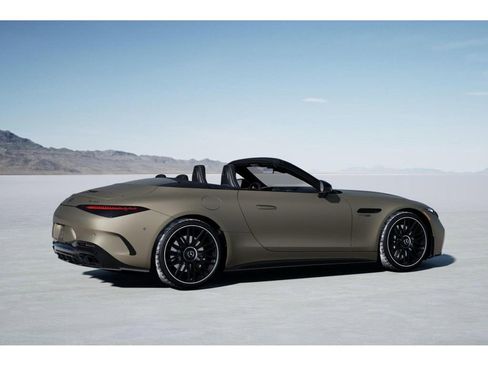 New 2025 Mercedes-Benz SL 63 AMG 4MATIC image 19