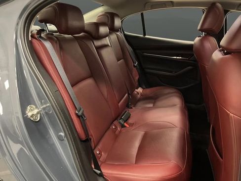 Used 2023 MAZDA MAZDA3 s image 29