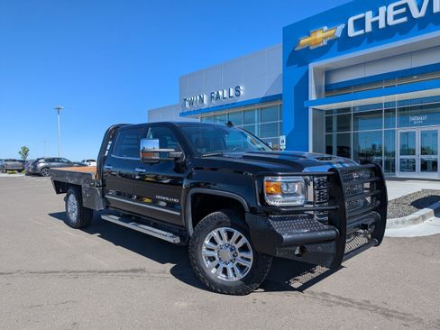 Used 2019 GMC Sierra 3500 Denali w/ Duramax Plus Package AWD/4WD image 1