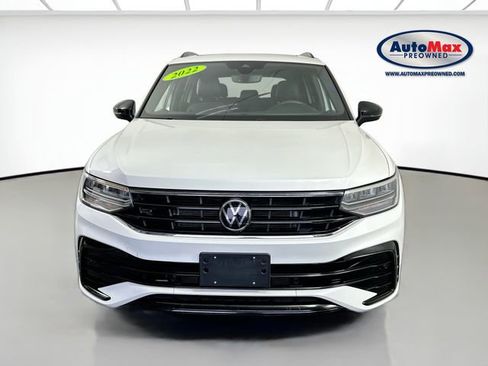 Used 2022 Volkswagen Tiguan SE R-Line image 7