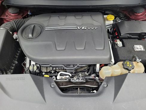 Used 2019 Jeep Cherokee Limited AWD/4WD image 30