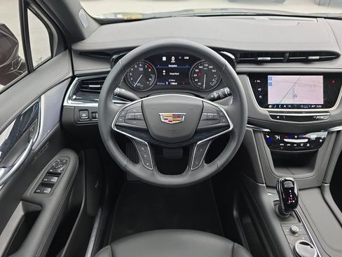 New 2026 Cadillac XT5 Premium Luxury w/ Driver Assist Package FWD image 12