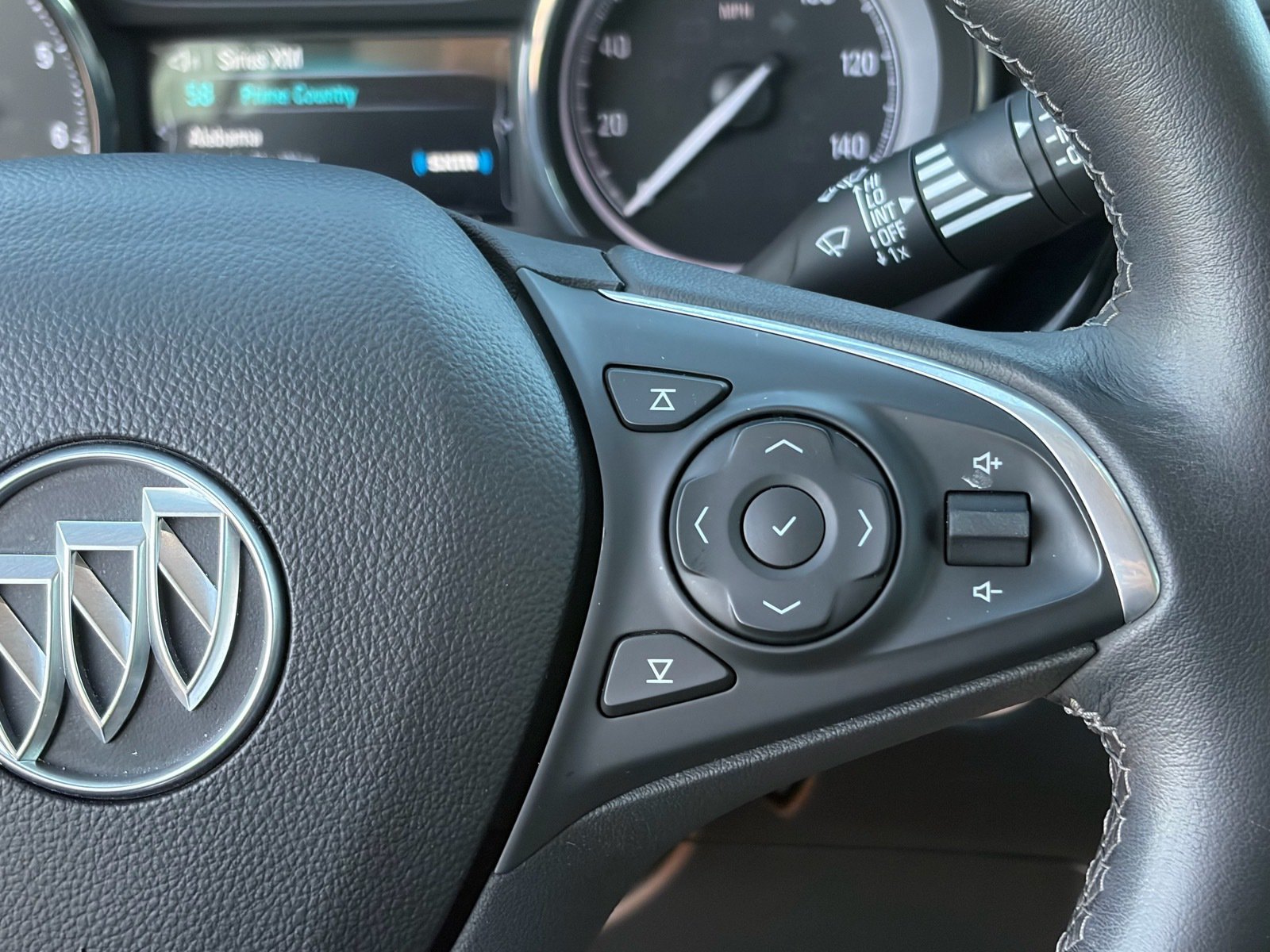 Used 2020 Buick Envision Preferred FWD image 15