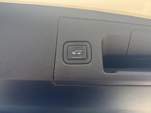 Used 2023 Cadillac XT5 Sportv w/ Technology Package AWD/4WD image 62