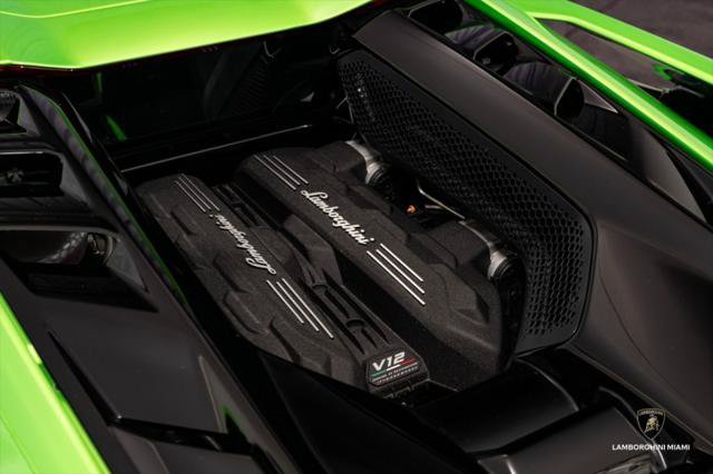 Used 2024 Lamborghini Revuelto AWD/4WD image 27