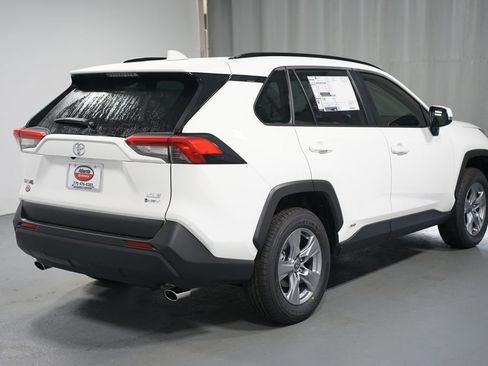 New 2025 Toyota RAV4 XLE image 8