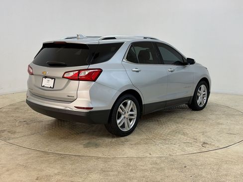 Used 2018 Chevrolet Equinox Premier FWD image 9